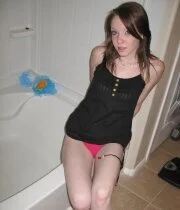 Brunette amateur girl posing naked