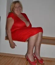 My teacher showed me her big tits and her pussy