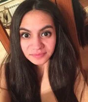 Skinny brunette felt horny and sent me some hot nudes