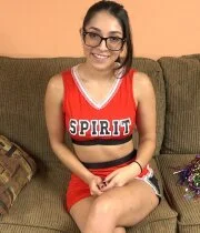 Nerdy cheerleader trying out a Hitachi on her wet cunt