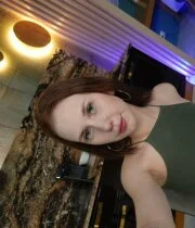Would would you like to do if this girl was your GF?