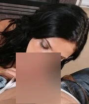 I picked up this babe and got her to munch my cock