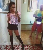 Hot amateur model gets naked