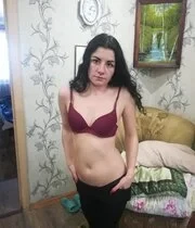 Hot gf photographed naked at home