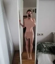 My friend's place had a mirror so I took some nudes