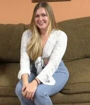 GF gets down on her knees and munches on my pecker