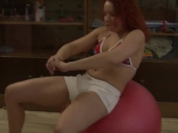 Redhead stepsister tries to seduce me with jer juicy coochie