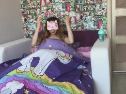 Hot teen moans in pleasure while taking care of her slit