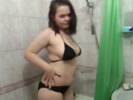 I love recording my girlfriend masturbating hard in the bathroom