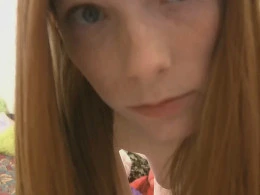 Cute teen with fit body allows us to fully observe her
