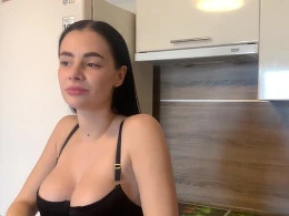 Horny Tinder Date Gets Mouth Fucked and Covered in Hot Cum 🔥