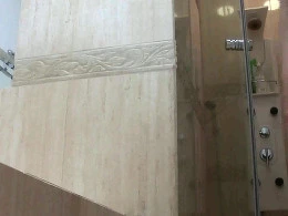 MILF Sonya likes to expose herself naked