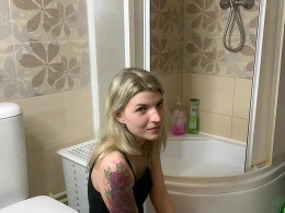Super blowjob from hot blonde chick