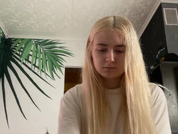 Gorgeous teen blonde blowjob