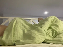 Amateur girl showing her amazing cock sucking skills
