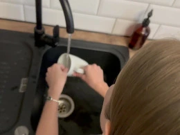 Amazing girlfriend sucks on my cock while on her knees