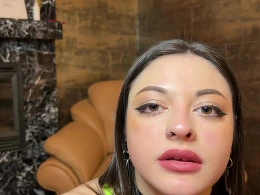 Do you like watching my feet while I fuck myself?