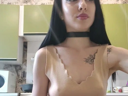There is nothing better than masturbating hin the kitchen with nipples clamped