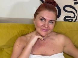 Watch Married Redhead MILF Get Pounded by Secret Lover 💦😙