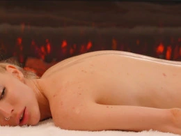 Hot babe let me massage her tight wet cunt at my place