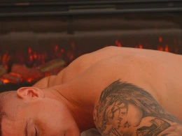 Blonde gives me a massage and then tastes my dick