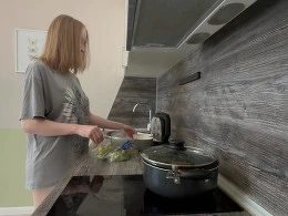 I can't stop looking at her nice round ass
