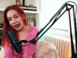 Female Podcaster Gets Horny on Live Stream and I Fuck Her on Mic
